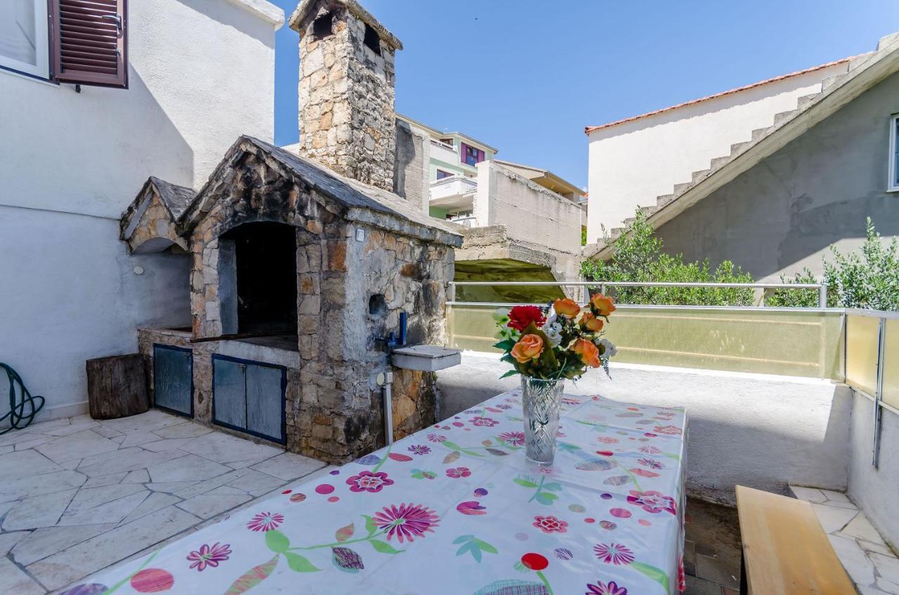 Apartments Kursan Trogir Extérieur photo