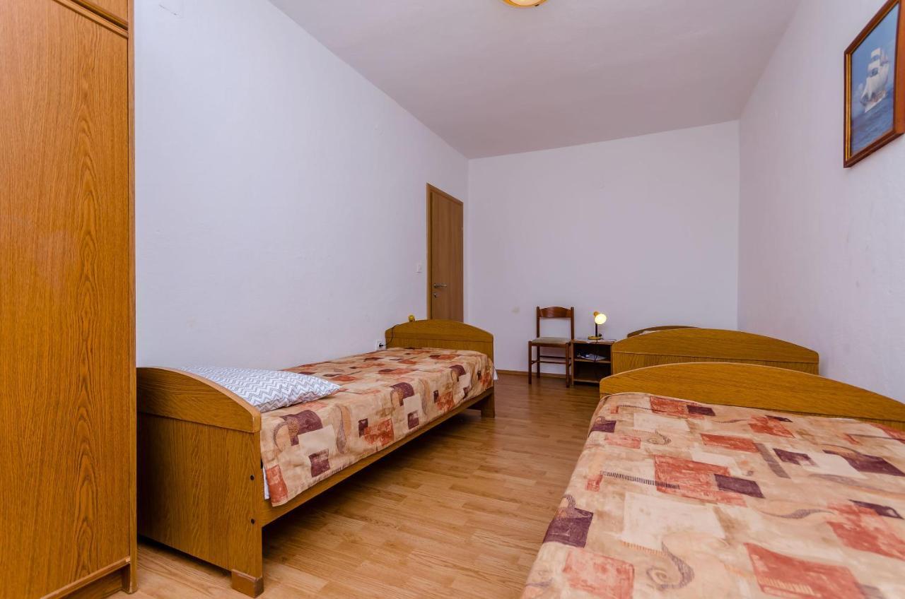 Apartments Kursan Trogir Extérieur photo